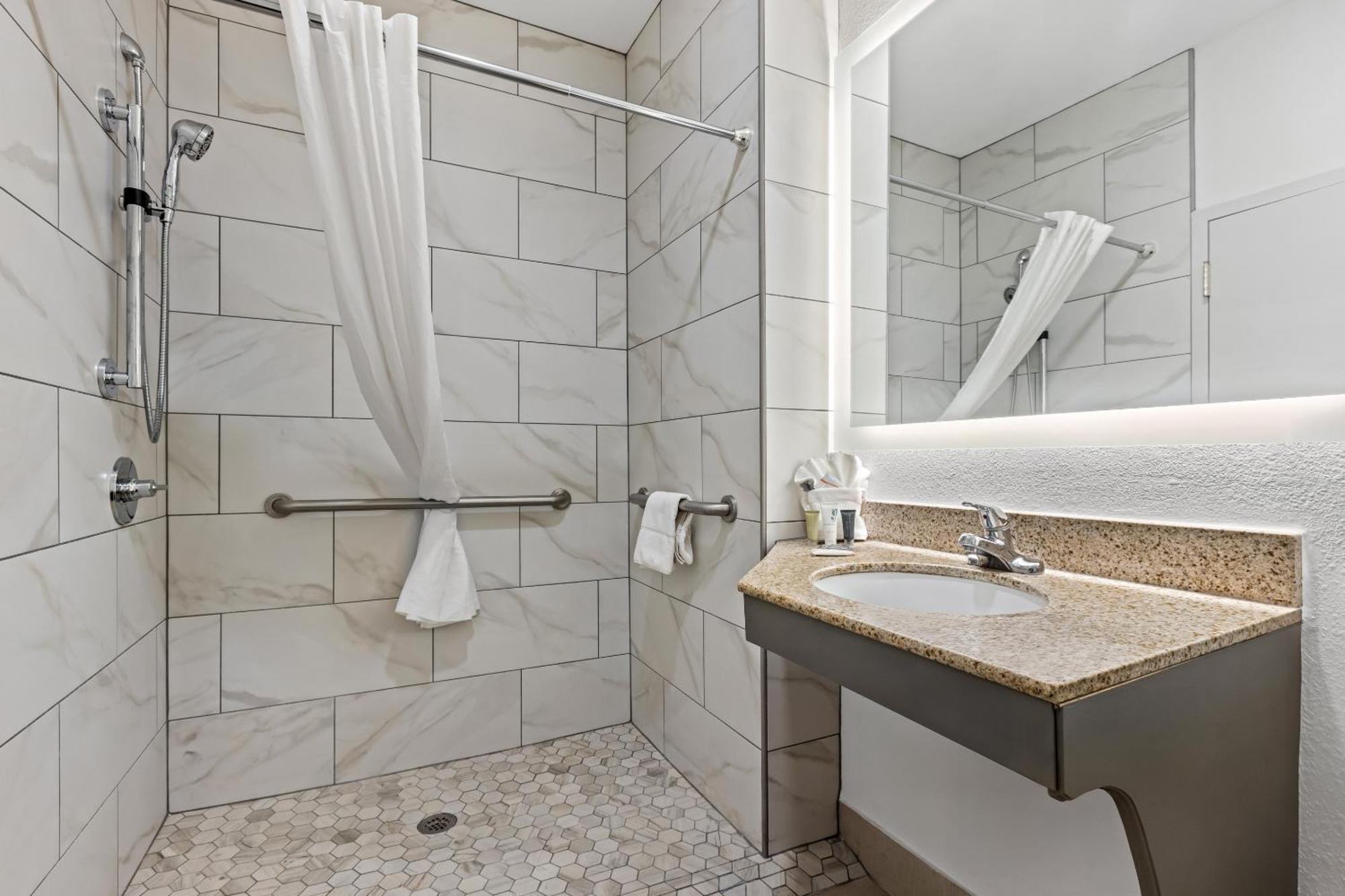 Country Inn & Suites By Radisson, Savannah I-95 North, Ga Port Wentworth Bagian luar foto